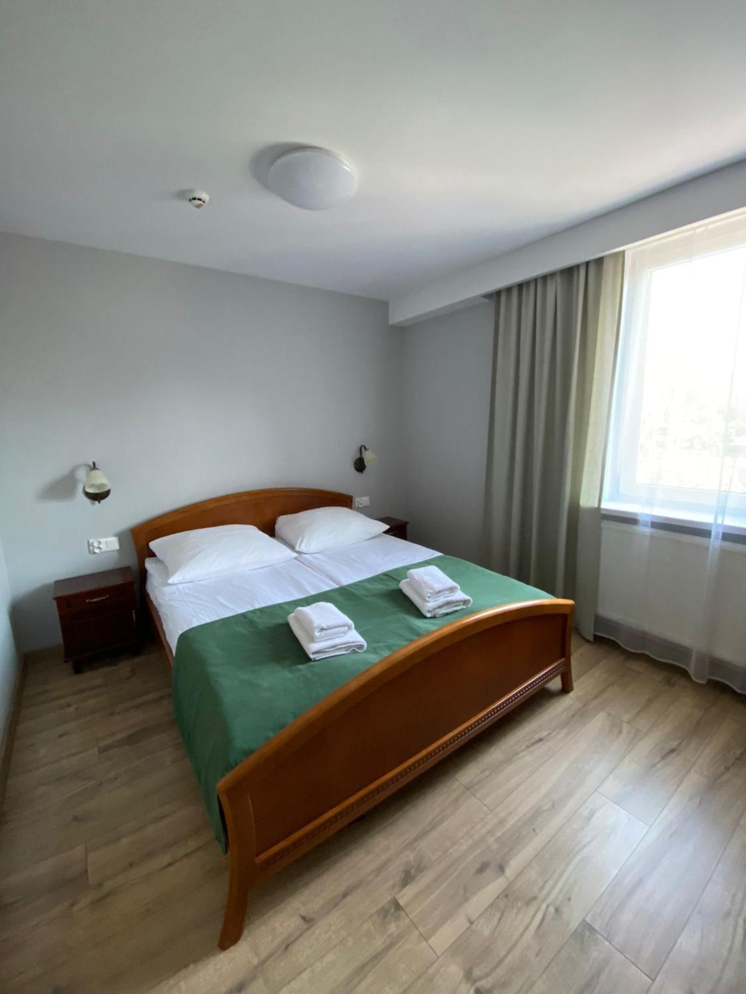 Hotel Kresowianka 코닌 외부 사진